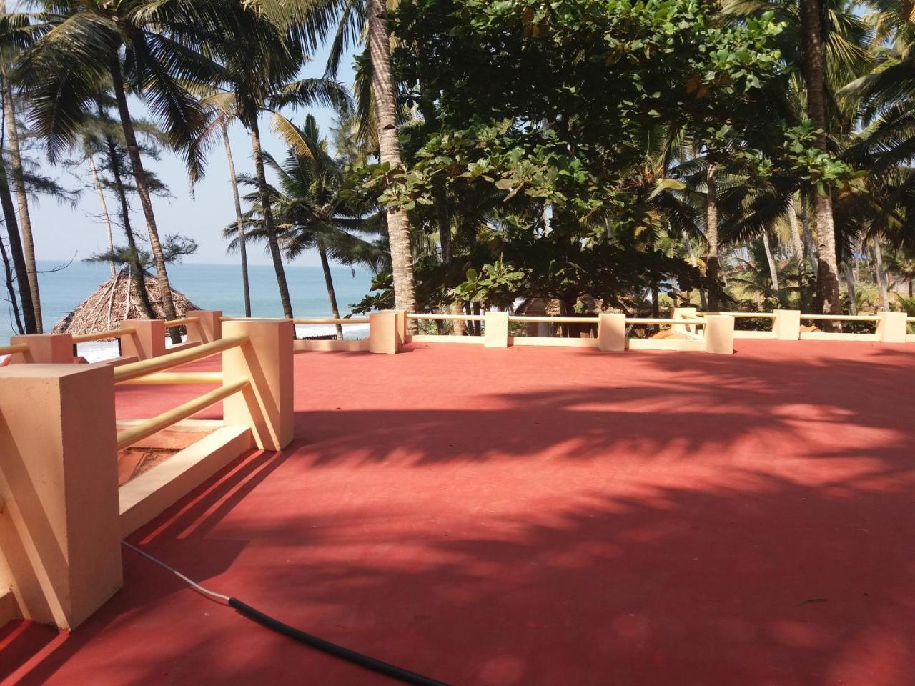 Sukriti Beach Resort Varkala Exterior photo