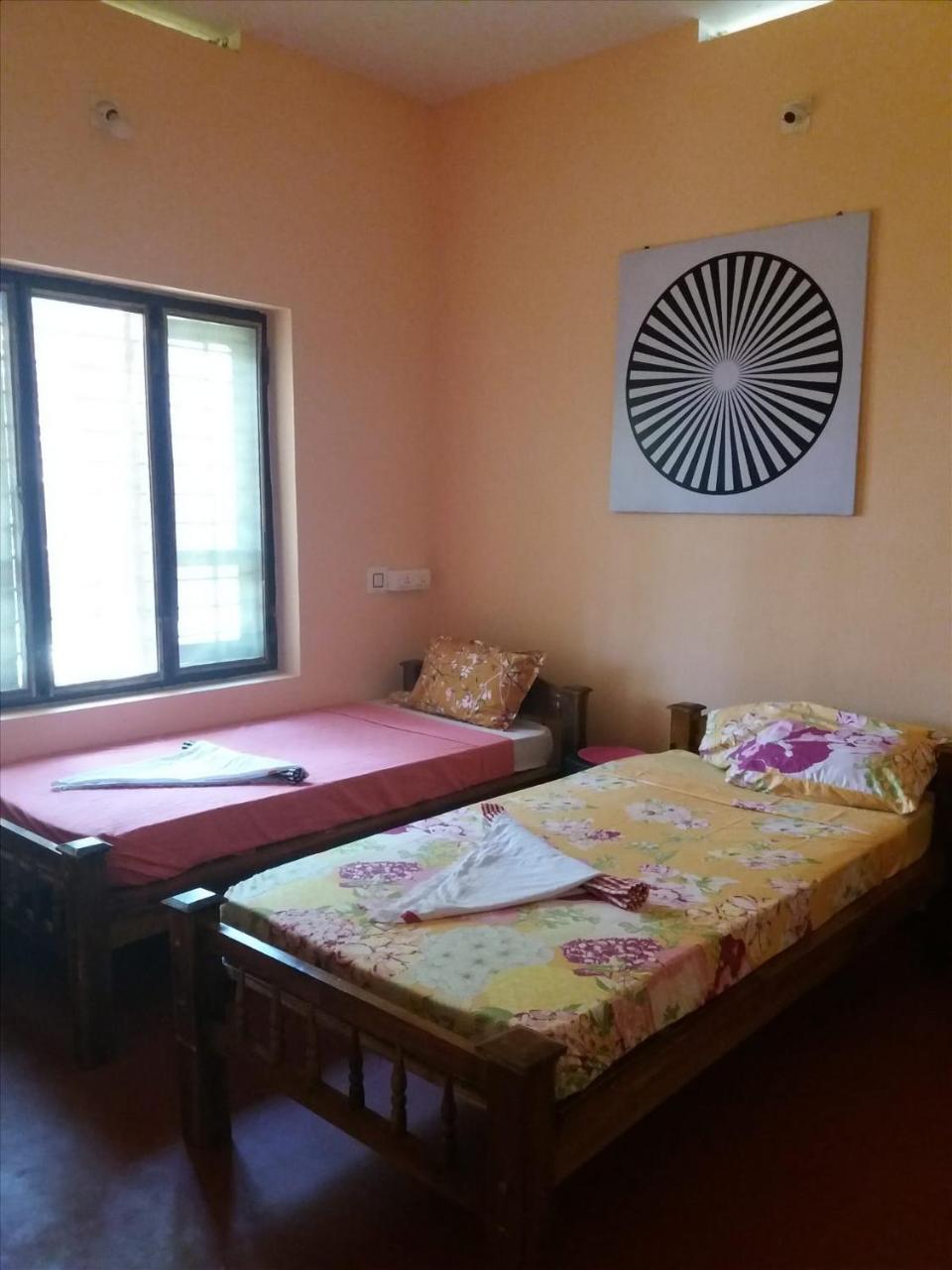 Sukriti Beach Resort Varkala Exterior photo