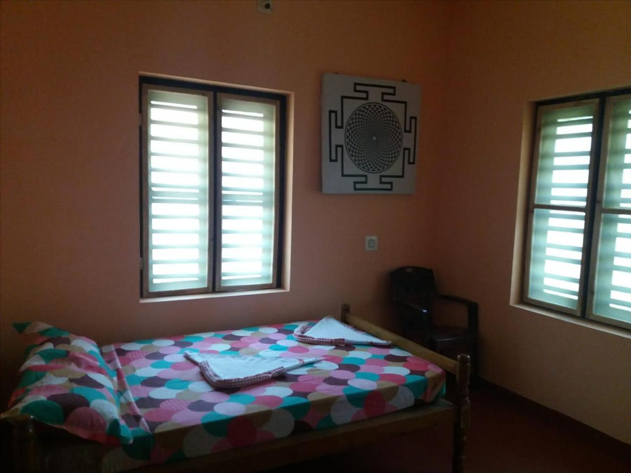 Sukriti Beach Resort Varkala Exterior photo