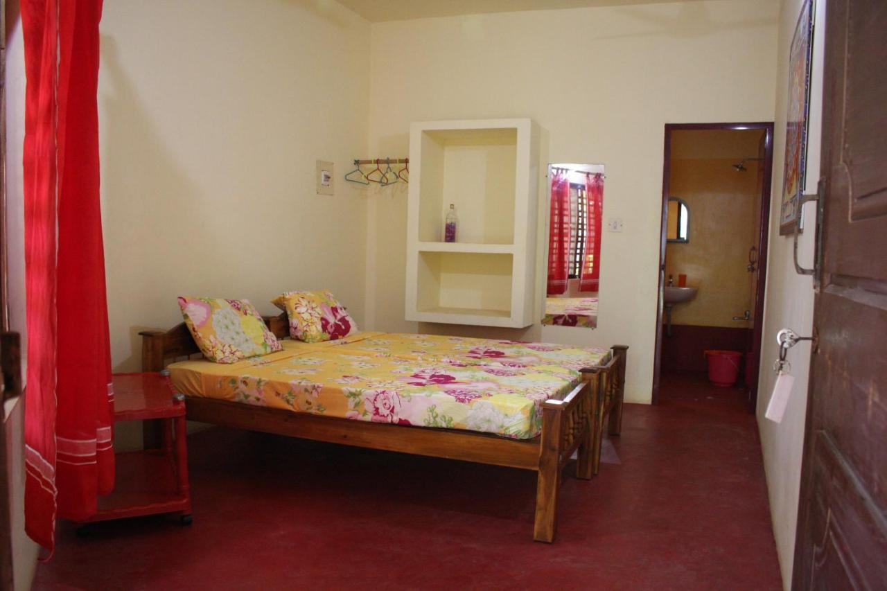 Sukriti Beach Resort Varkala Exterior photo