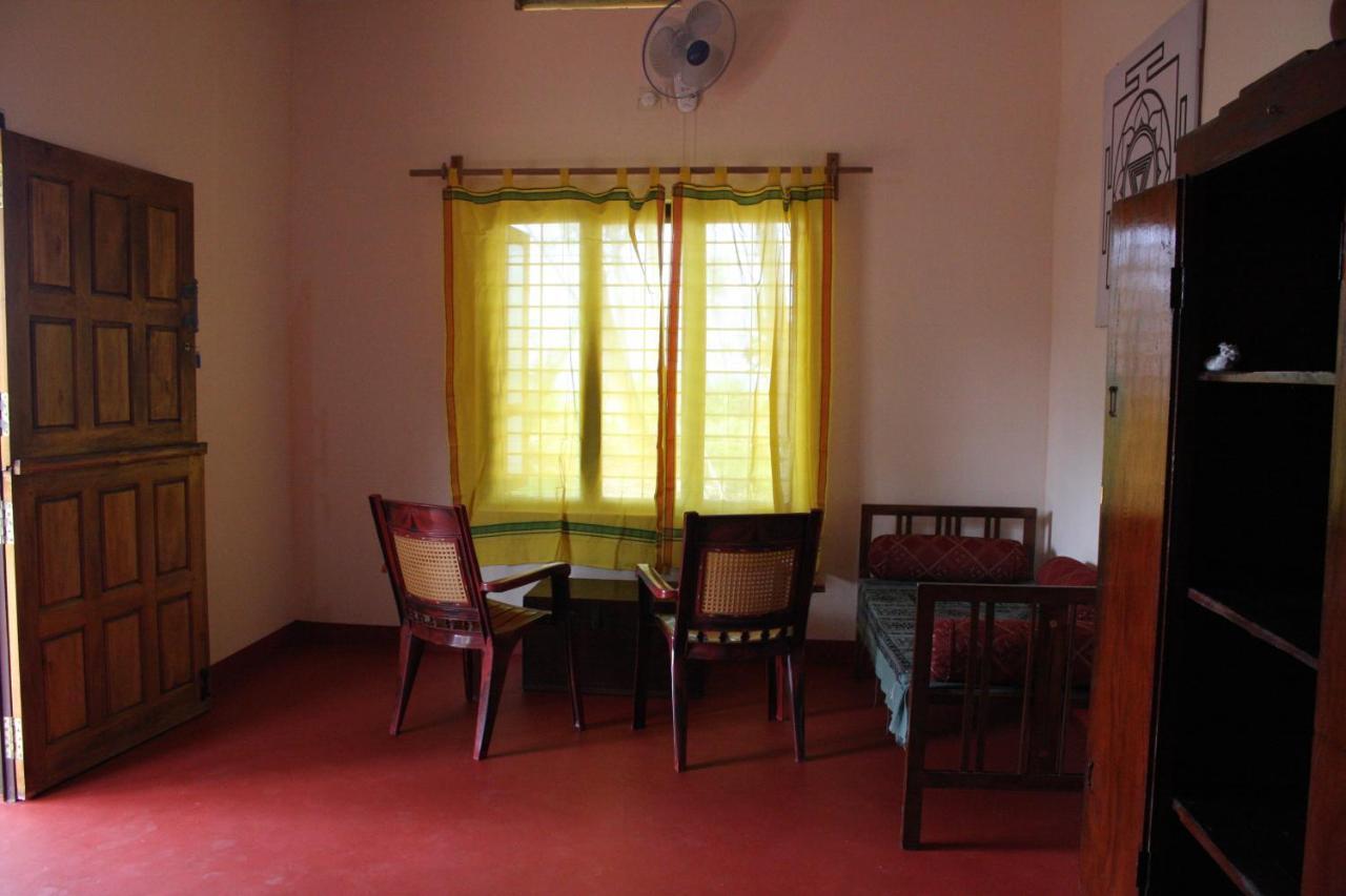 Sukriti Beach Resort Varkala Exterior photo