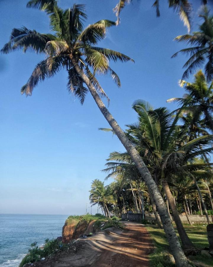 Sukriti Beach Resort Varkala Exterior photo